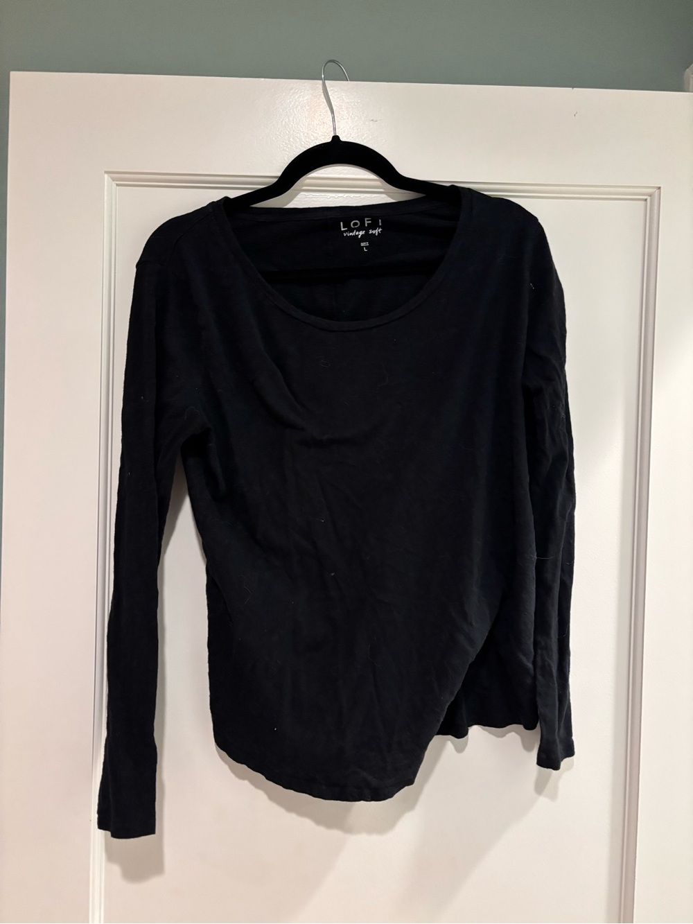 LOFT Black Long-Sleeve Scoop Neck Tee